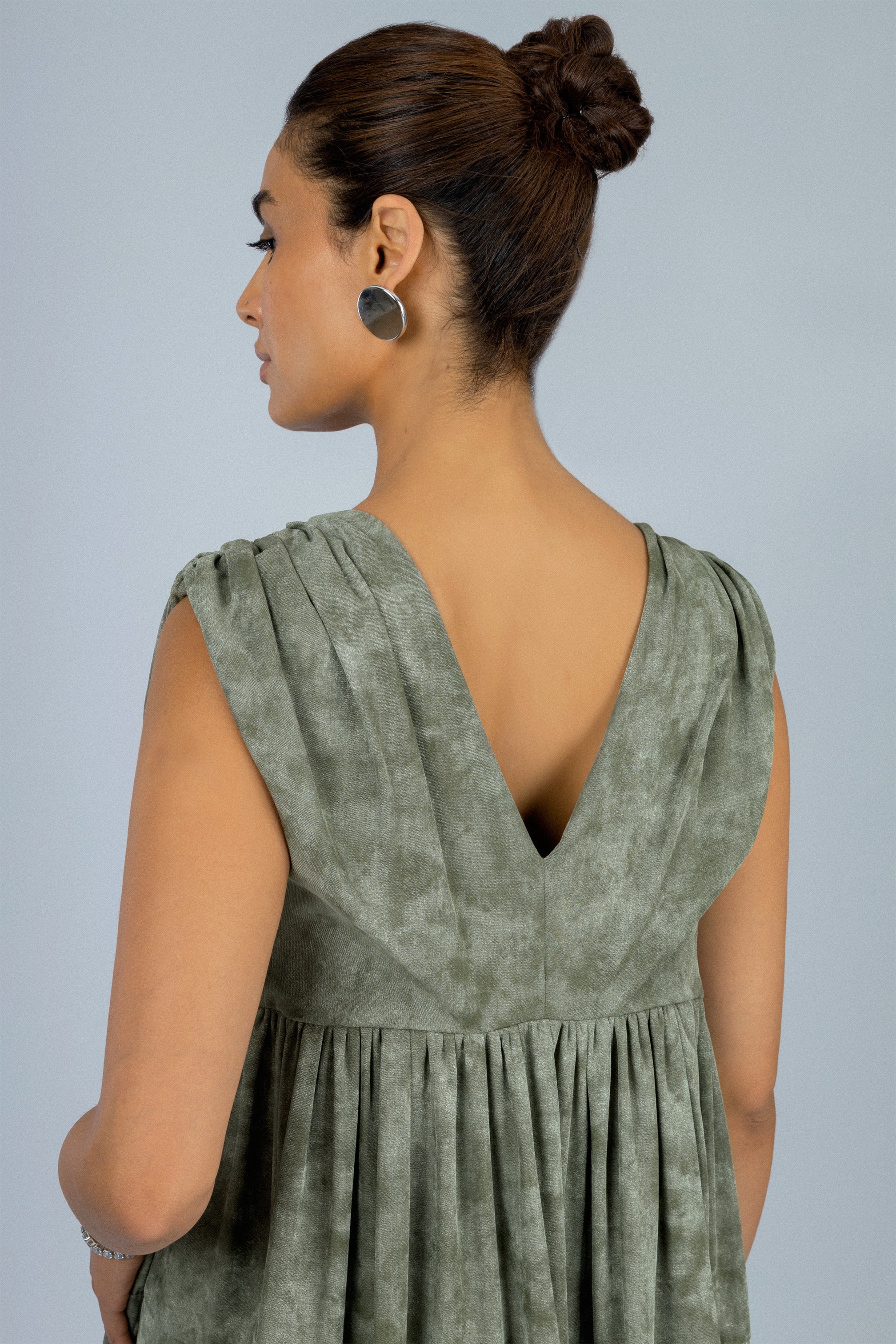 Green Printed Tiered Maxi Sleeveless Dress - Image 4