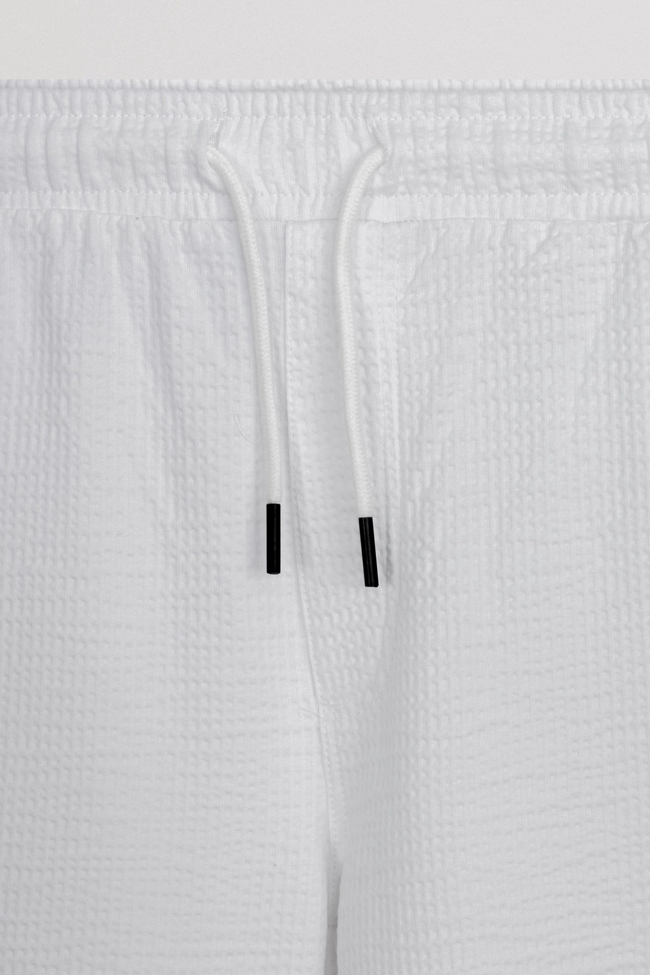 Jacquard White Mens Set - Image 5