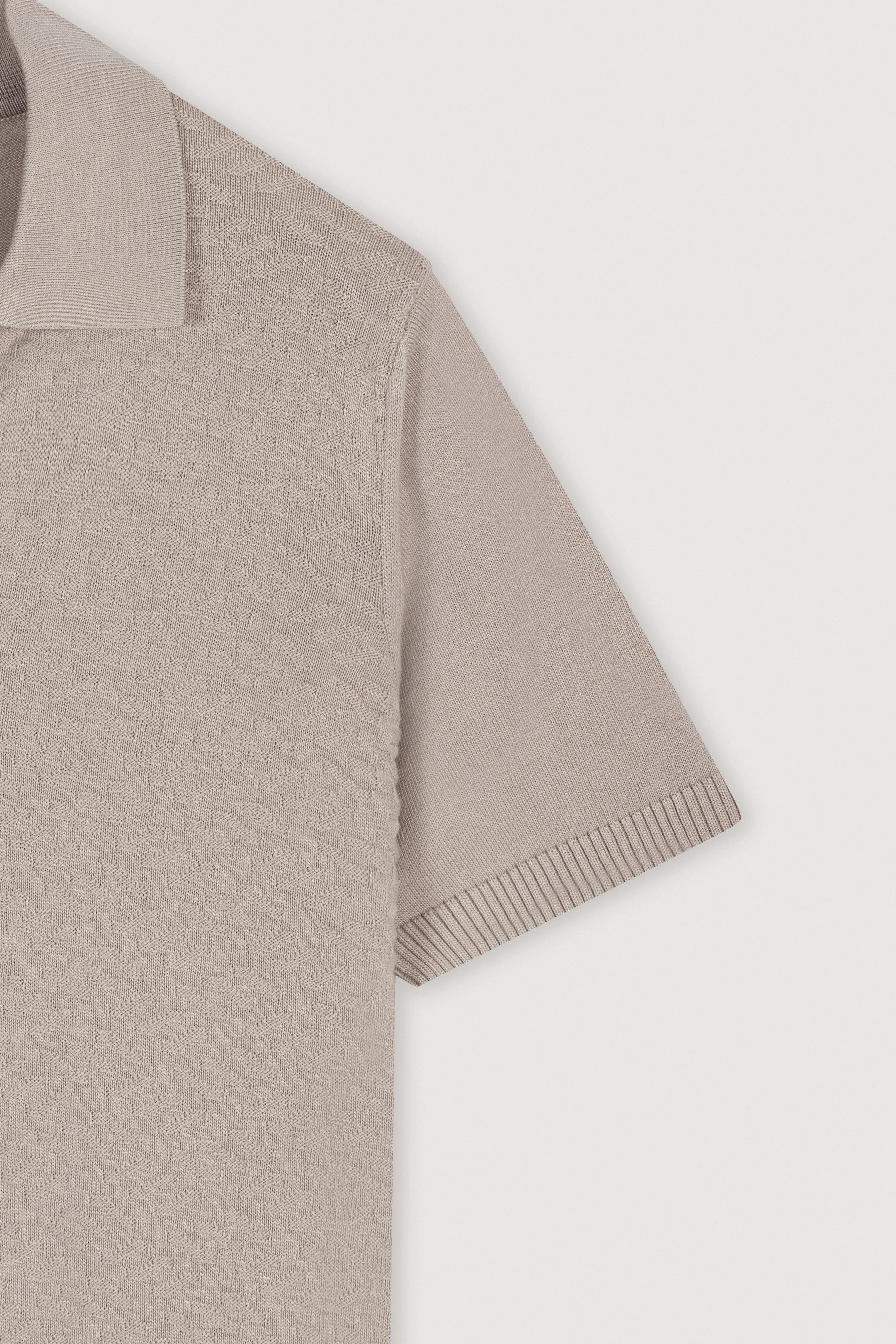 Light Beige Textured Knitted polo shirt - Image 4