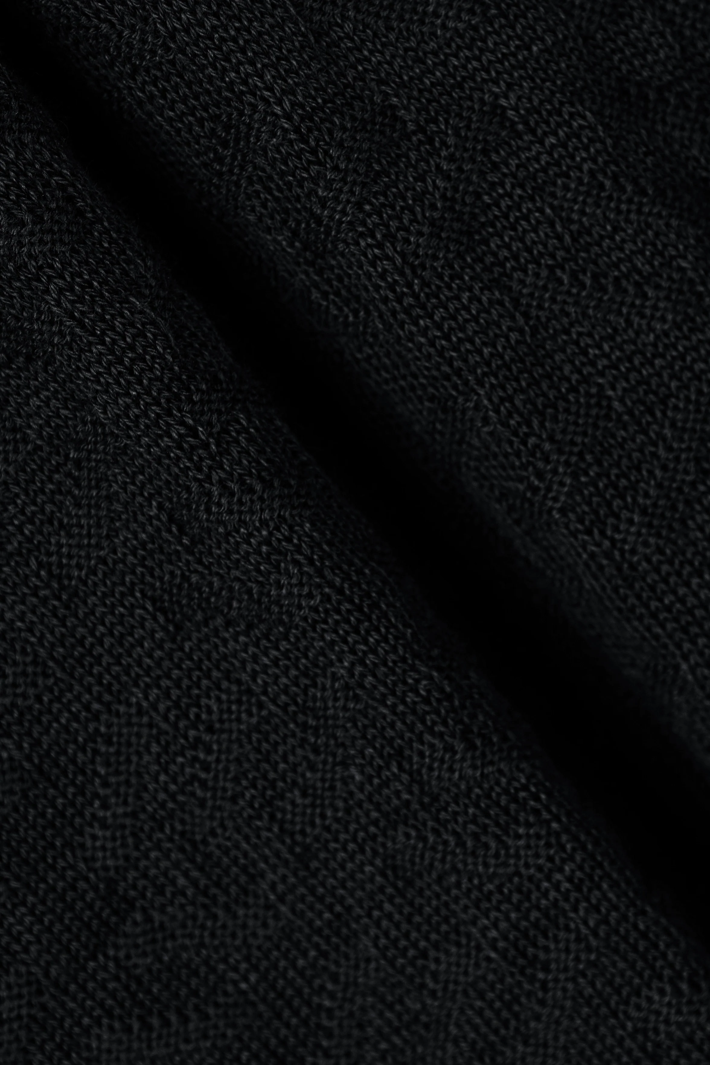 Black Textured Knitted polo shirt - Image 4