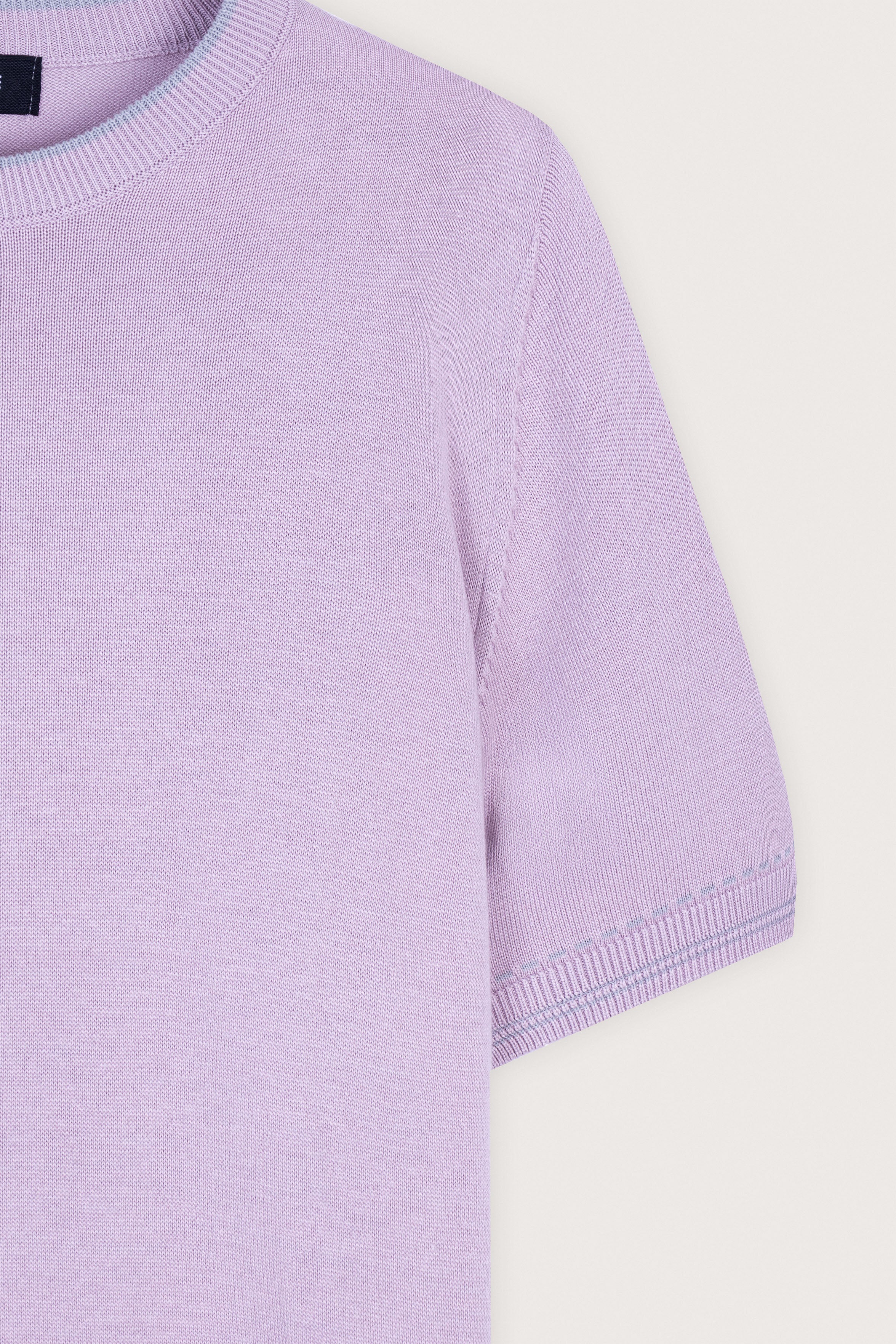 Mauve knitted round neck t-shirt - Image 4