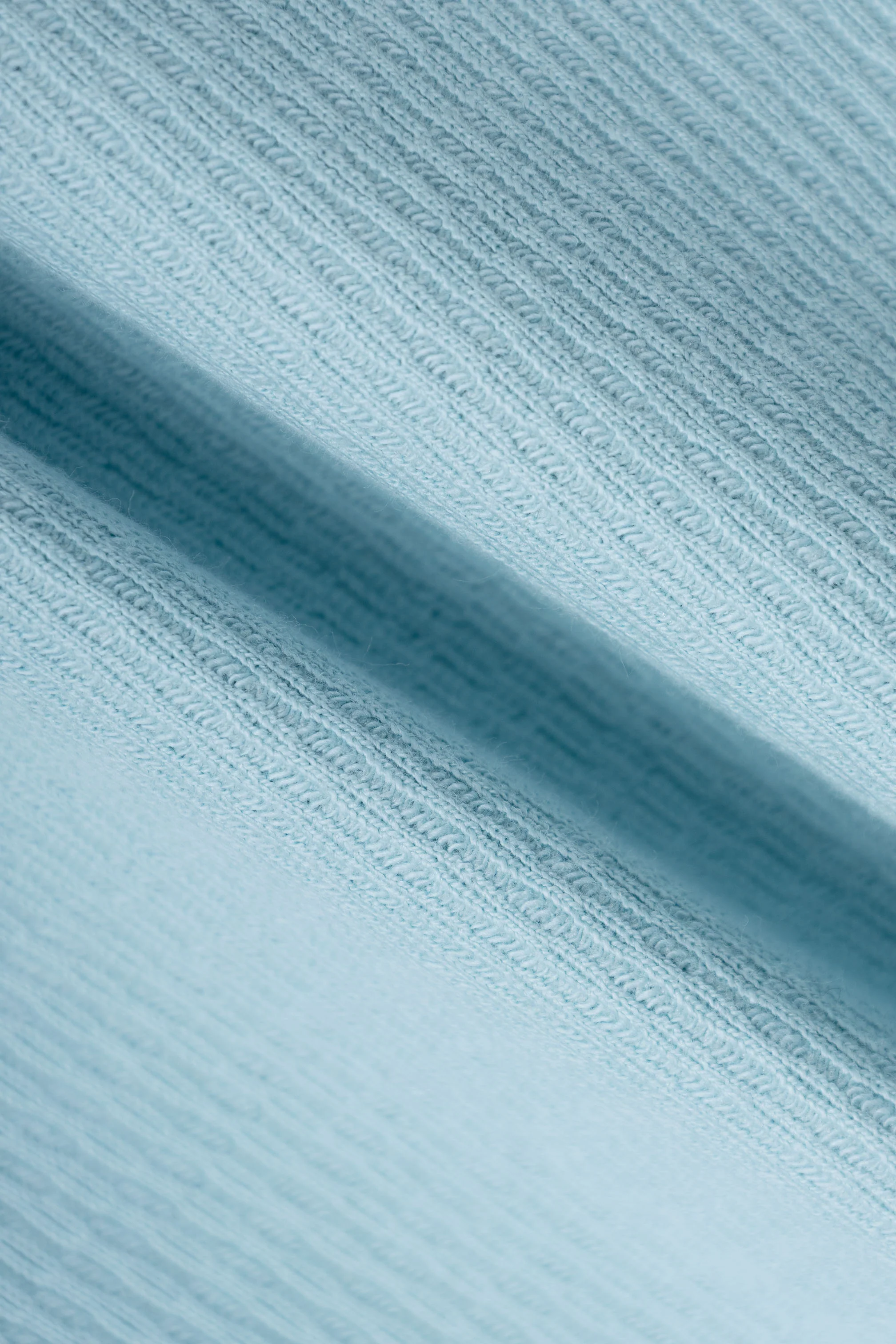Light Blue Jacquard Zip-Up Polo - Image 4