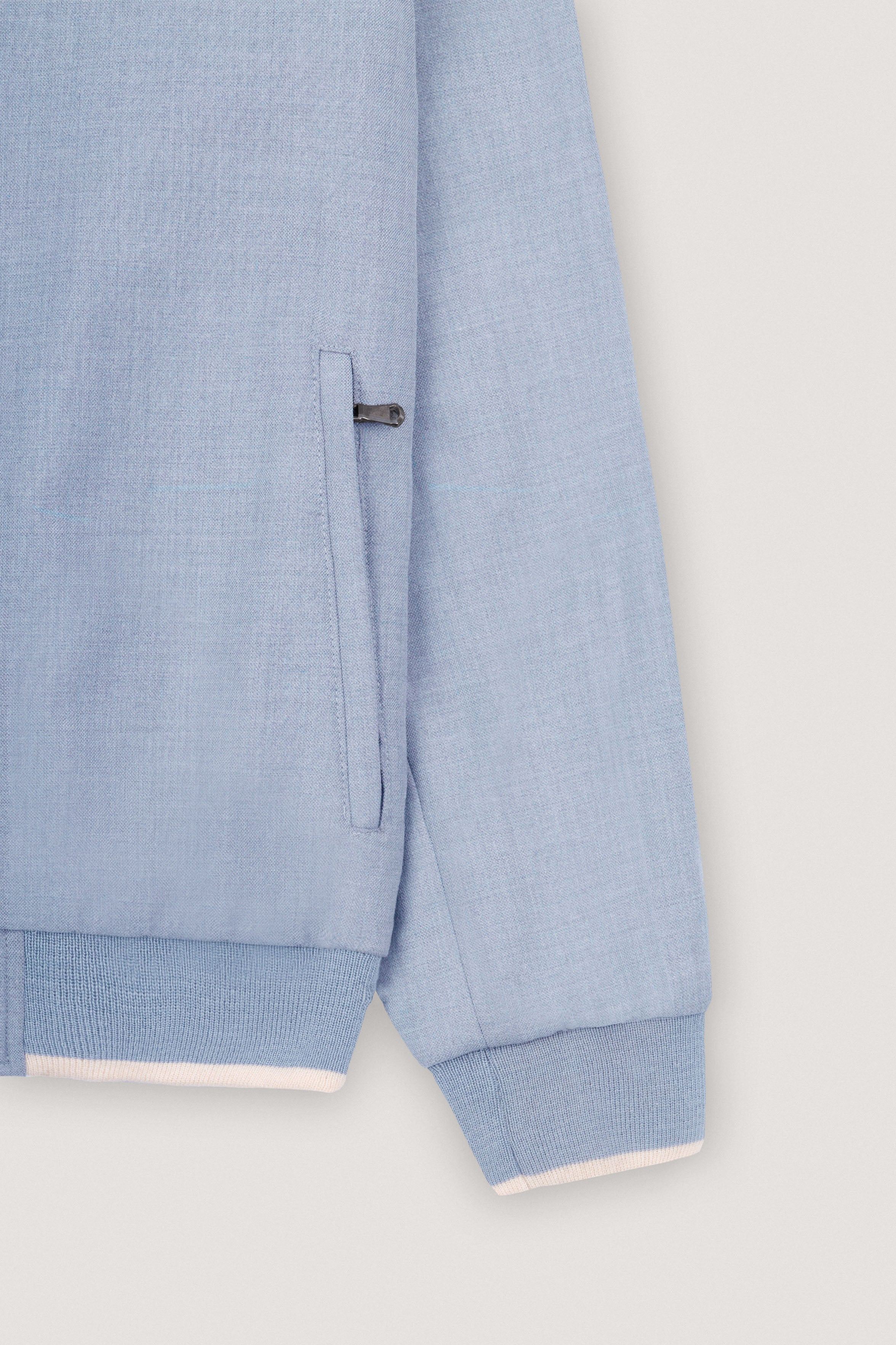 Light Blue Men's Casual Set - Image 4