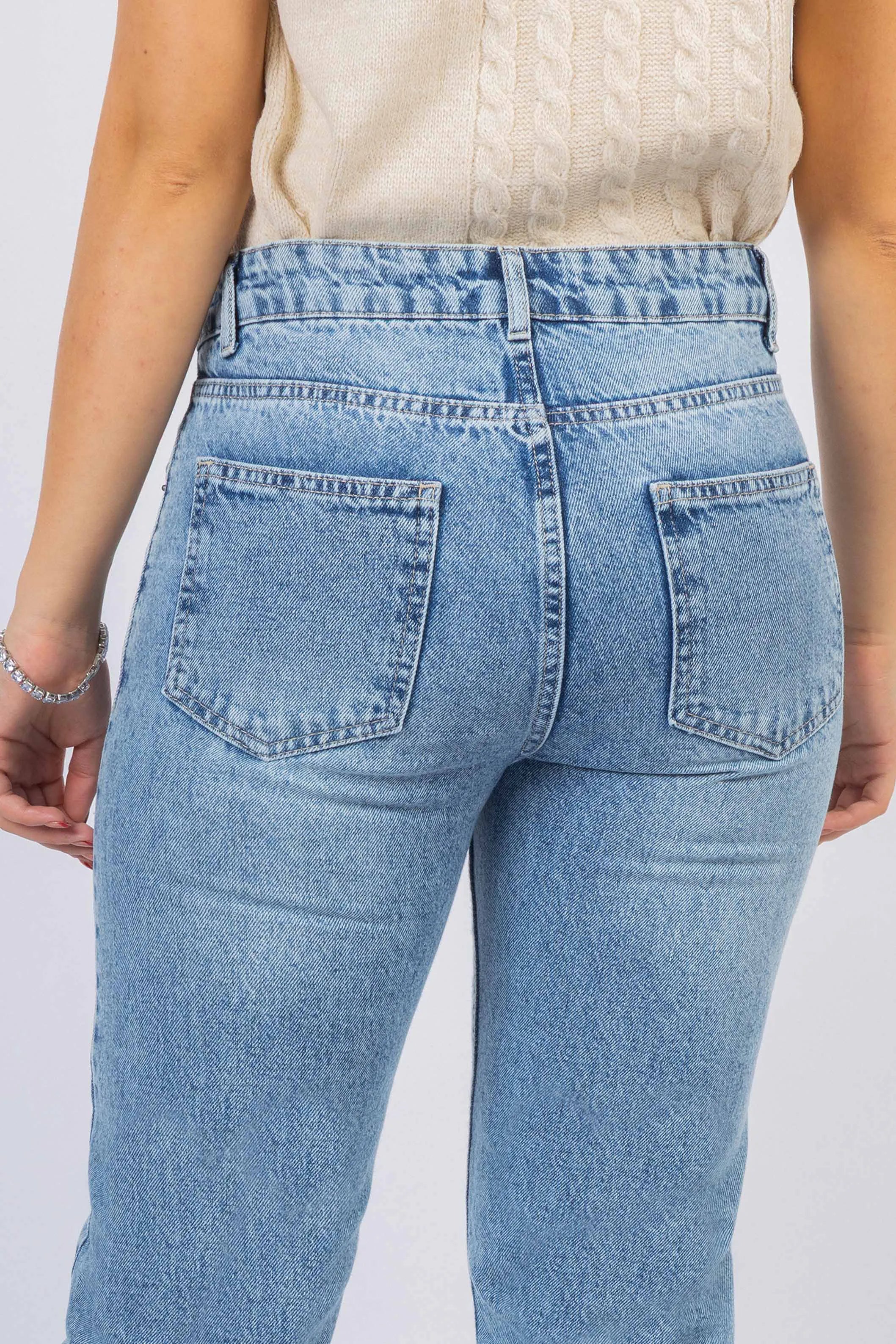 Light Blue wash Straight Jeans - Image 4