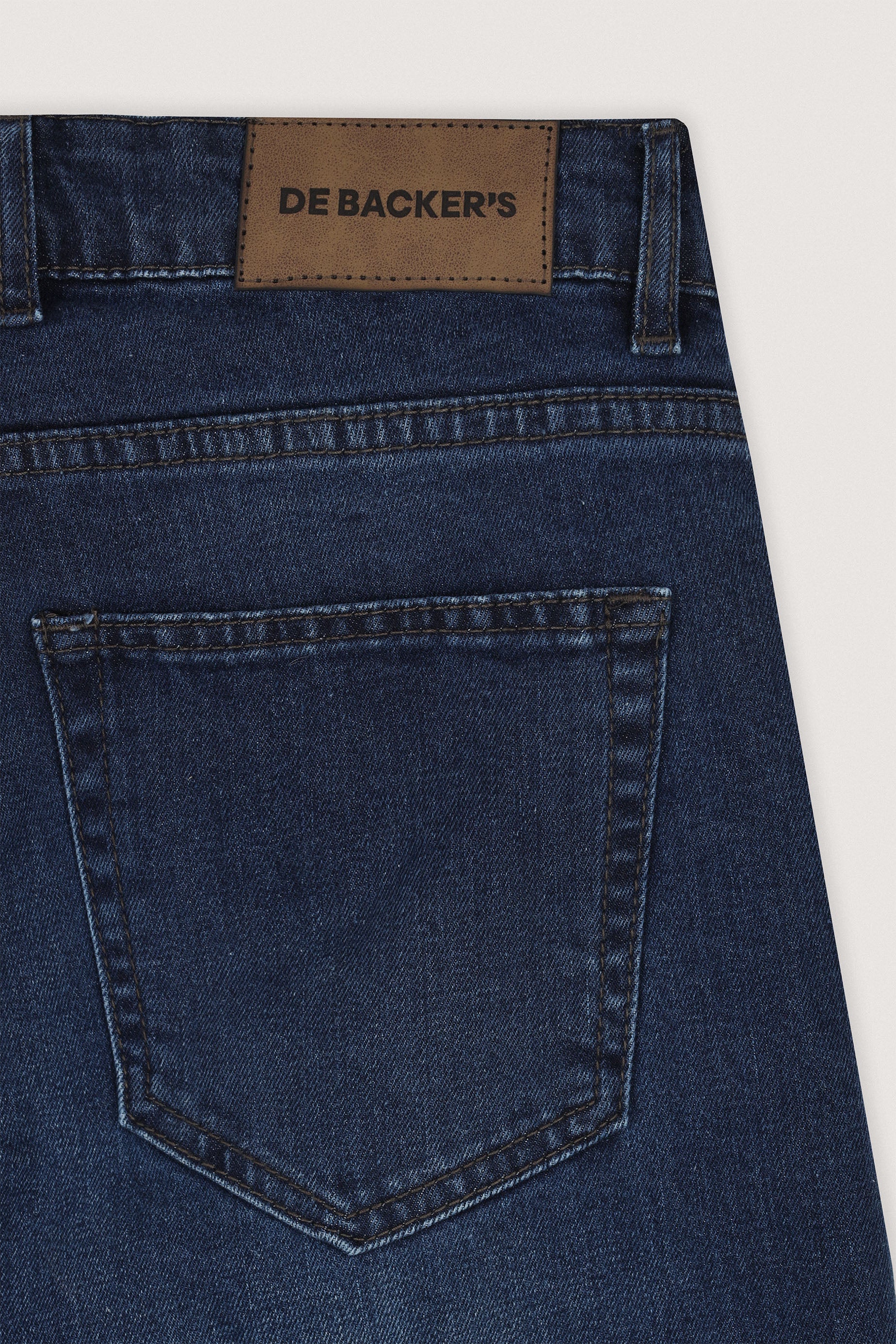 Mid–dark indigo blue Jeans - Image 4