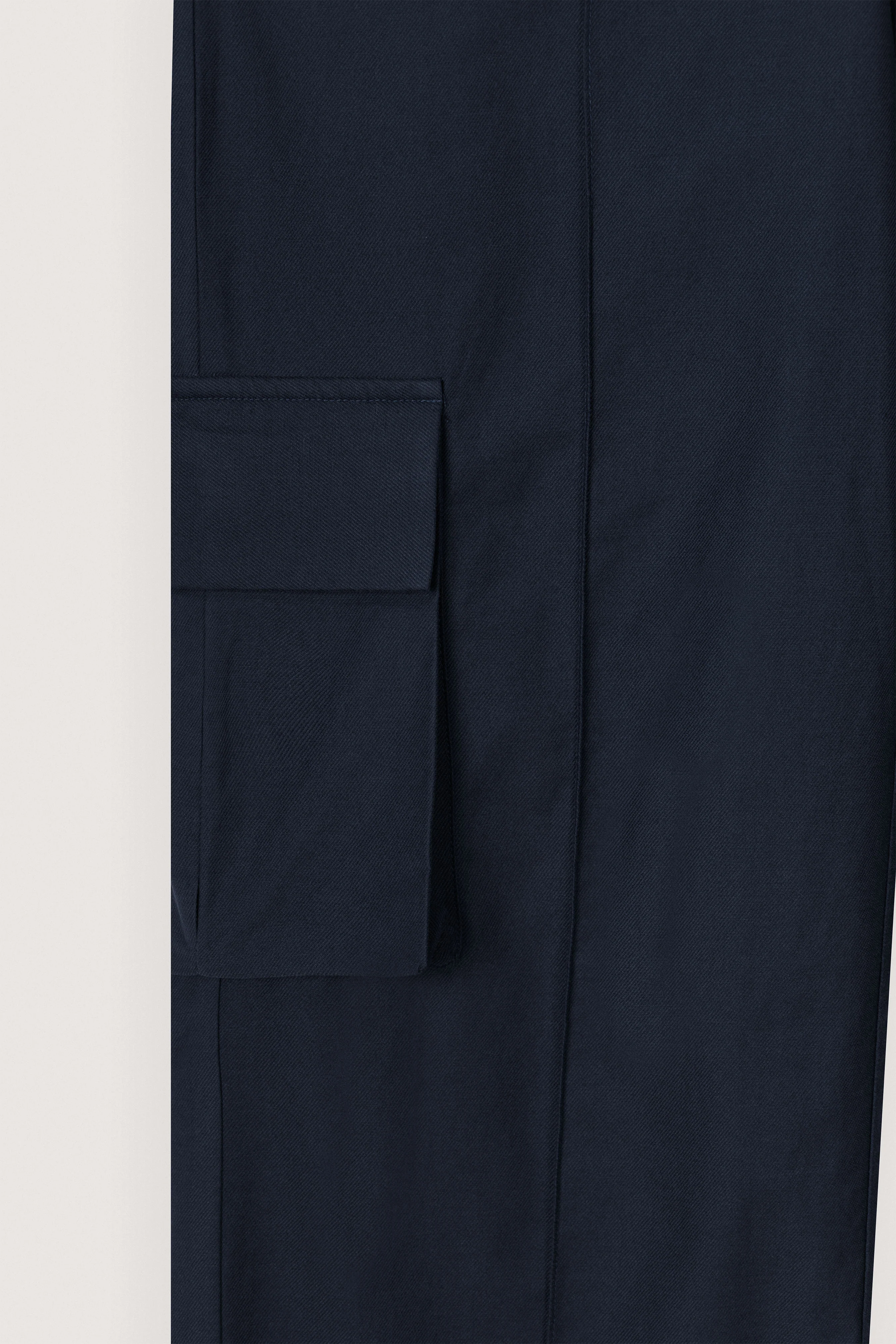 Navy Gabardine Cargo pants - Image 7