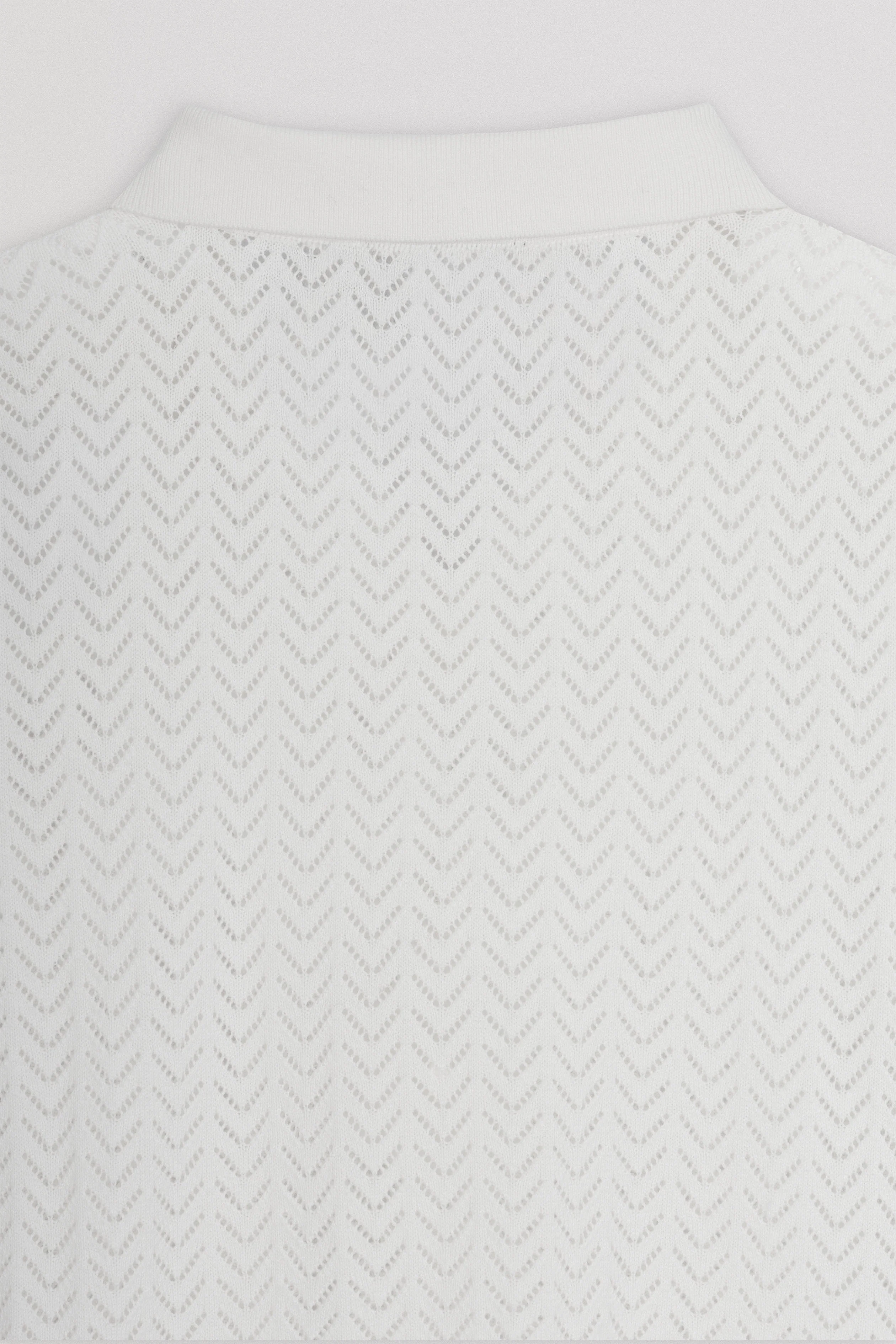 Open-Stitch Knitted Off White V-Neck Polo - Image 8