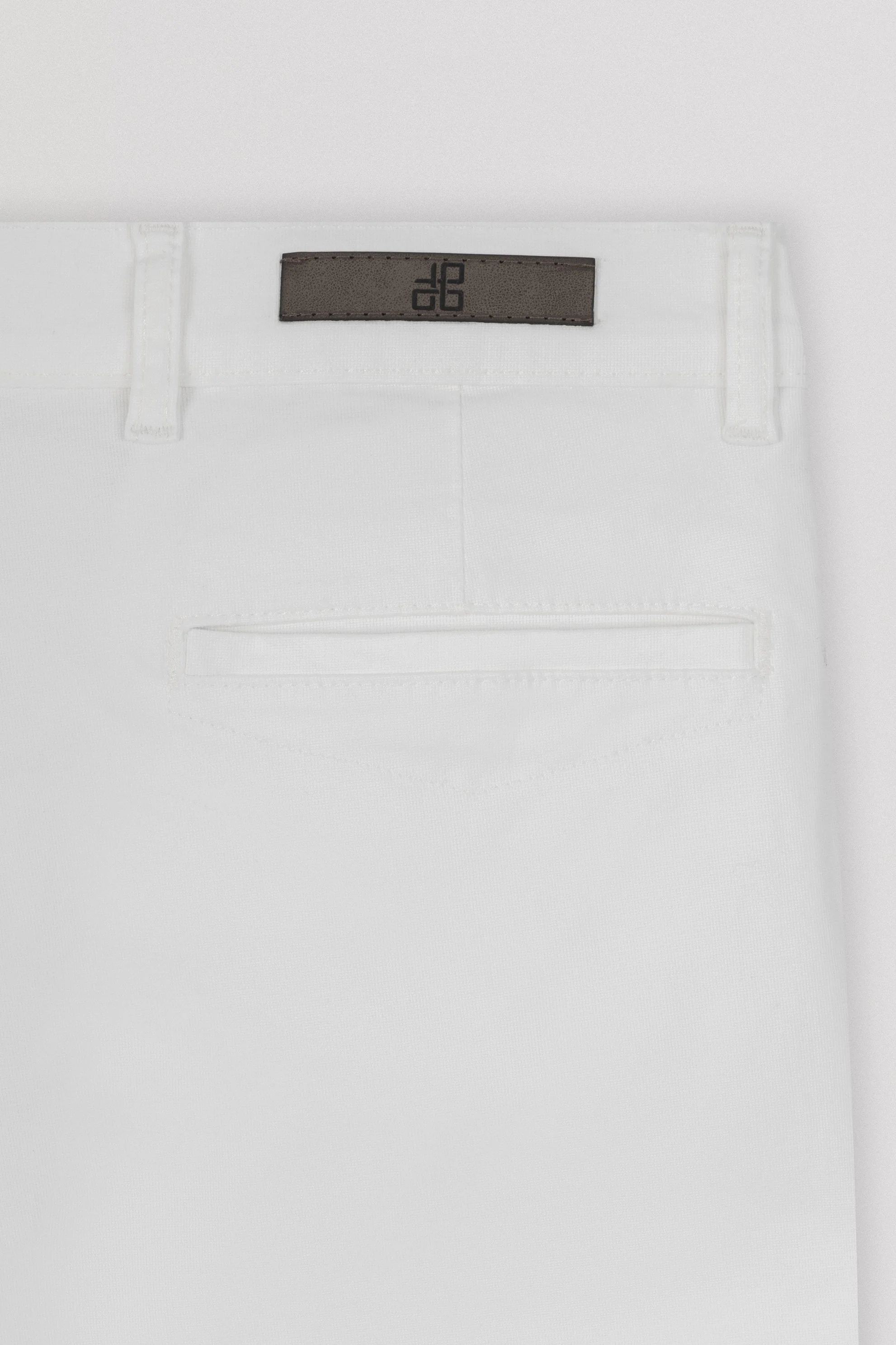 Patterned Off White Gabardine Short - Image 4