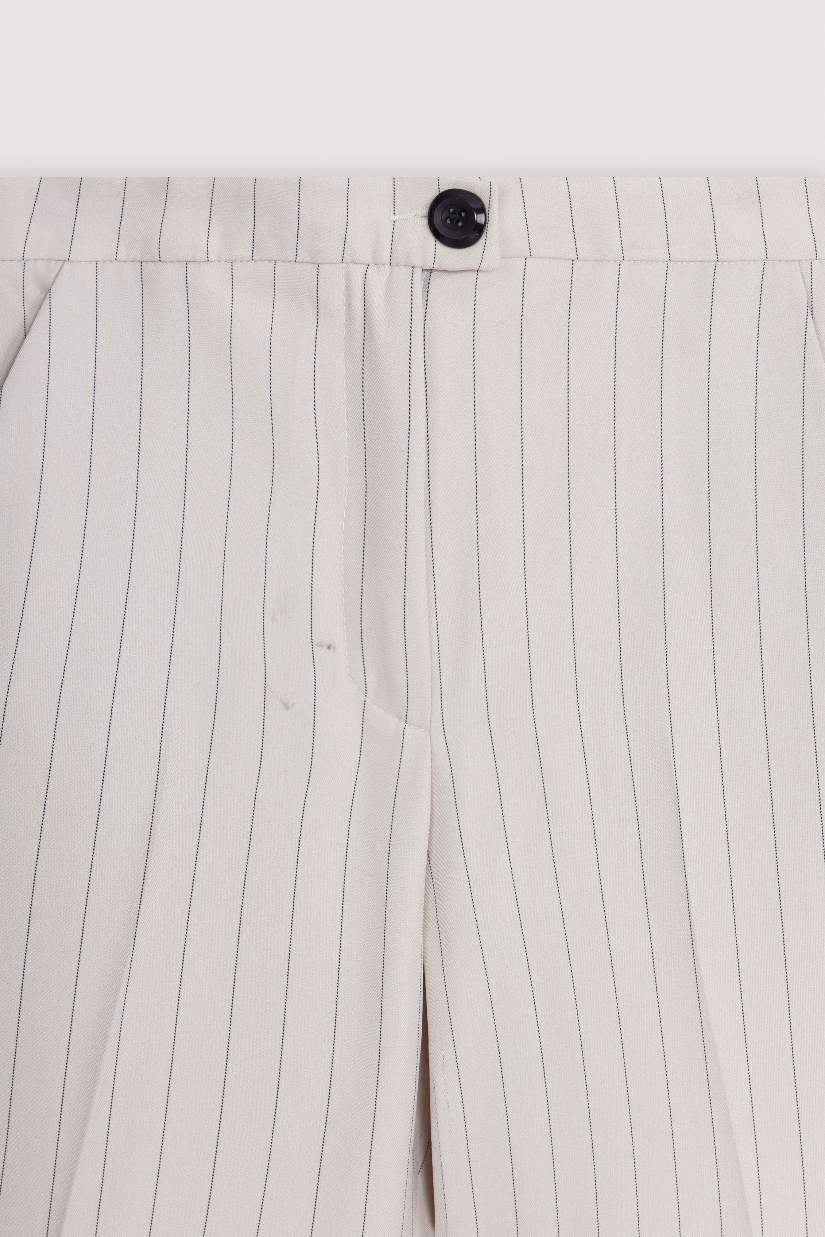 Light Beige Striped Sleeveless Classic Set - Image 6